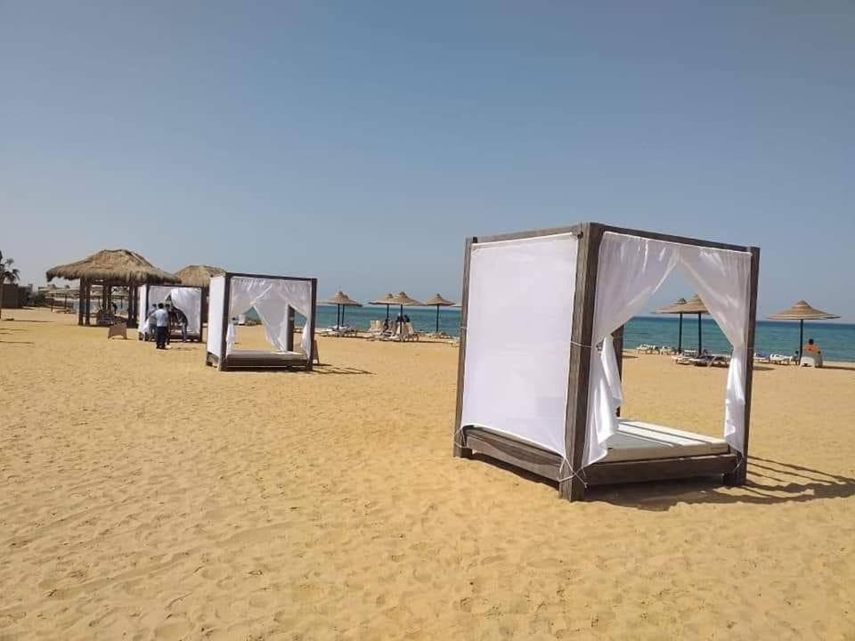 Amazing Chalet At Bluebay Asian Resort Pool View - Families Only Αΐν Σούχνα Εξωτερικό φωτογραφία